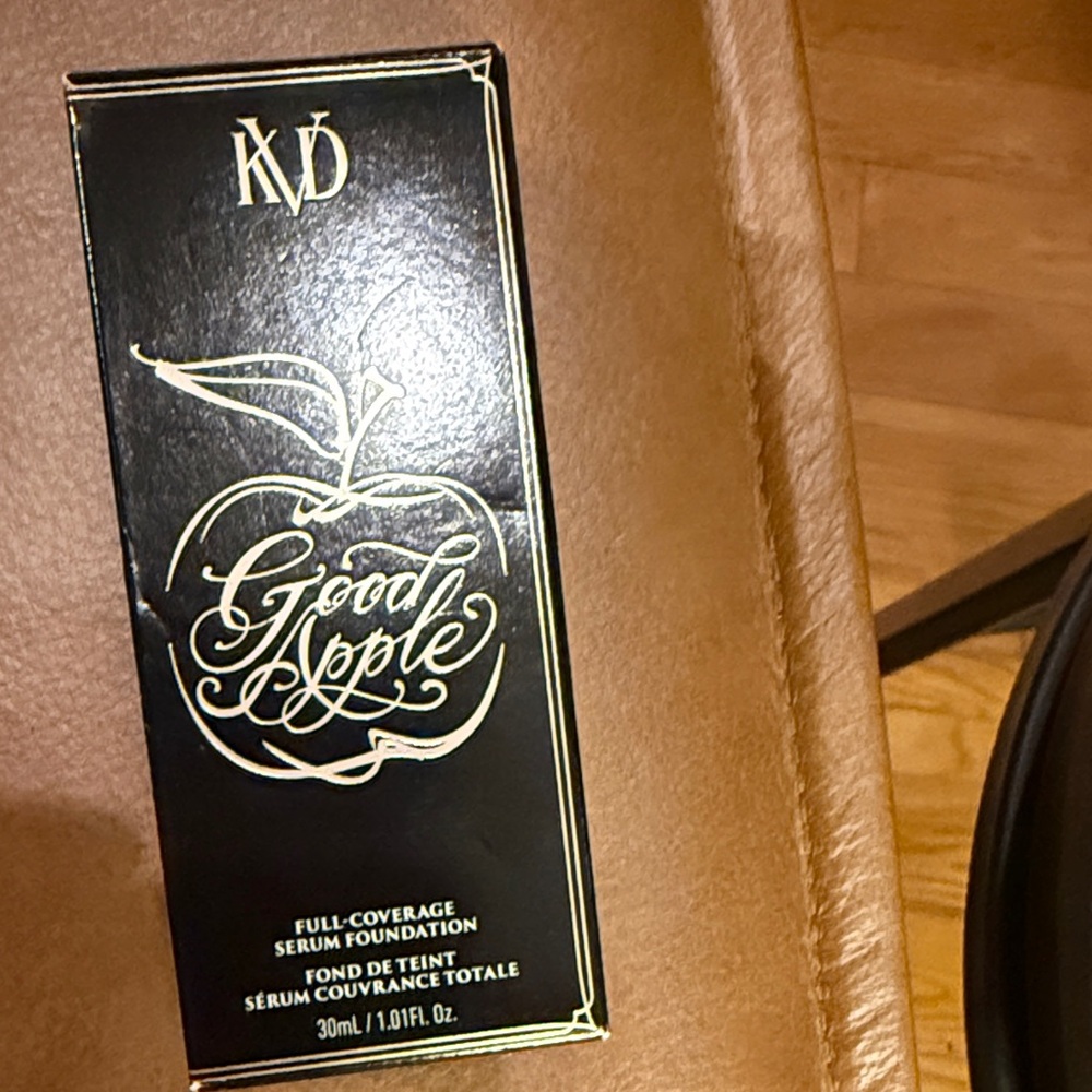 KVD Good Apple Serum Foundation - Elegant Black